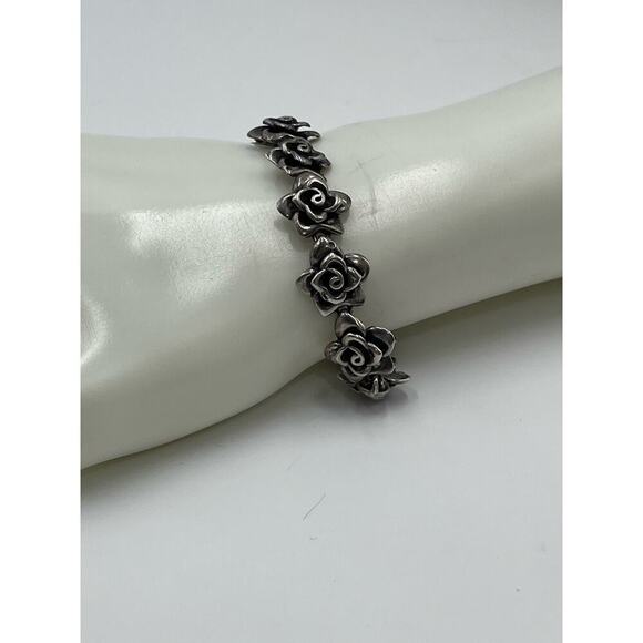 Sterling Silver Marked 925 Rose Flower Linked Feminine Oxidized bracelet 22 Gr - Picture 2 of 14